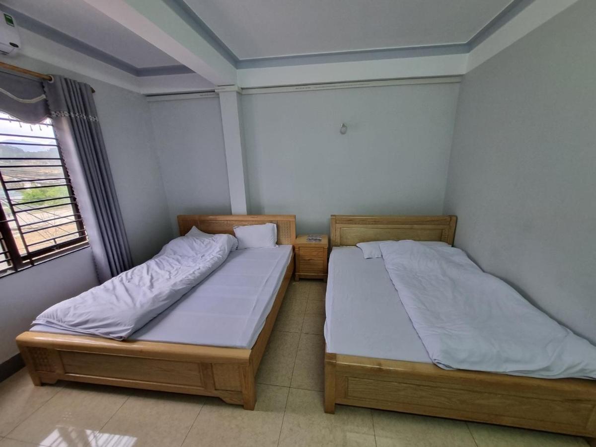Nha Nghi T&T Ξενοδοχείο Dong Van  Εξωτερικό φωτογραφία