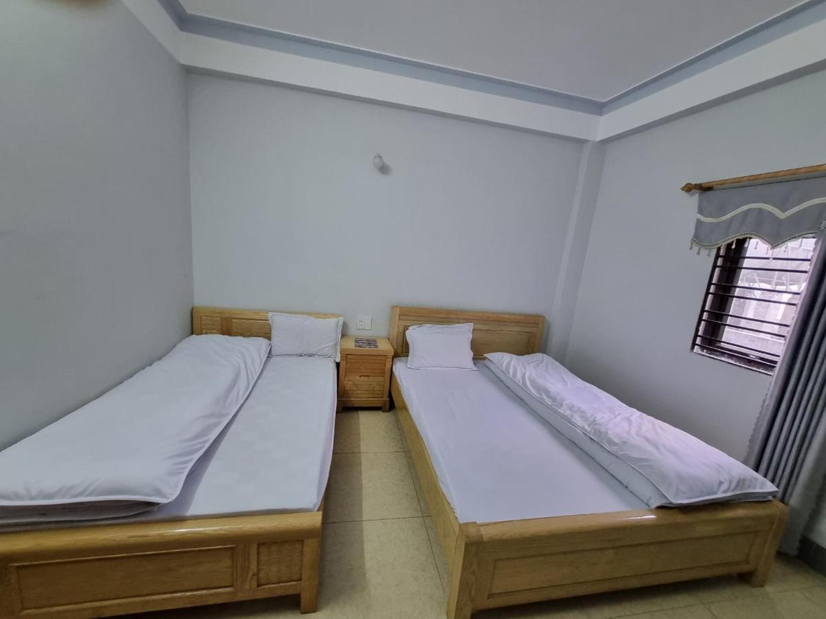 Nha Nghi T&T Ξενοδοχείο Dong Van  Εξωτερικό φωτογραφία