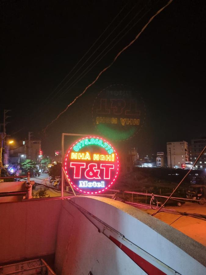 Nha Nghi T&T Ξενοδοχείο Dong Van  Εξωτερικό φωτογραφία